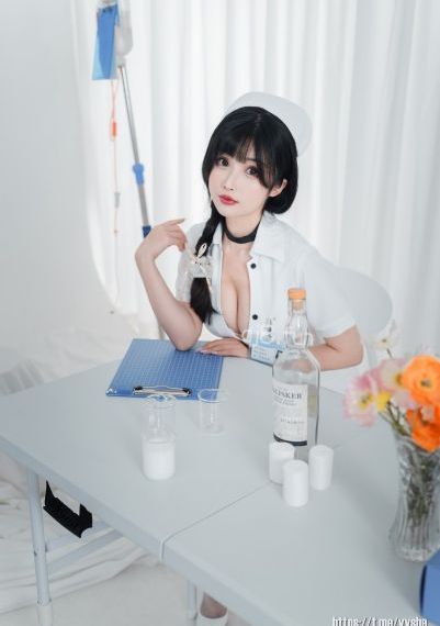 少妇高潮喷水久久久_BD英语免费高清观看