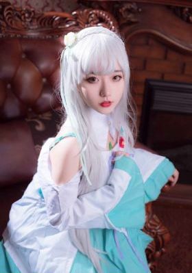 欧美一区二区激情综合_高清在线观看电视