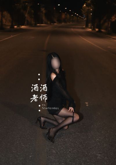 娇妻趴跪着掀裙子调教麻豆_在线完整观看