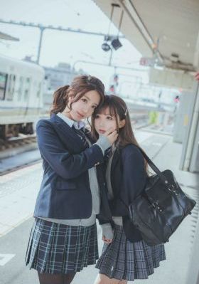 黄色av电影免费观看_BD韩语免费观看视频