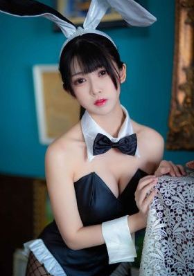 一个人免费观看www第几张_720HD在线观看